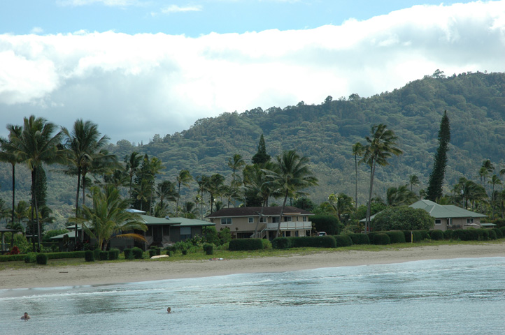 Lighthouse and Hanalei 034.jpg